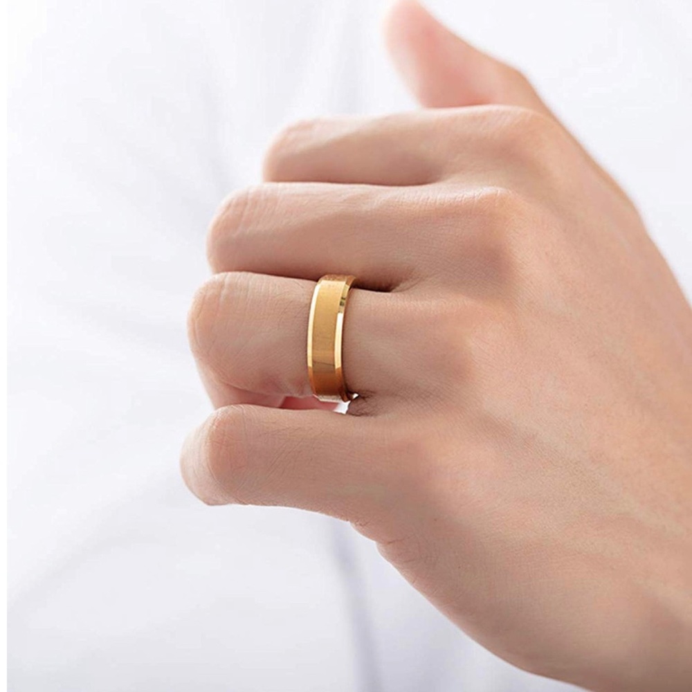 Men’s stainless steel GOLD Ring Wedding band Gift - Picture 2 of 4